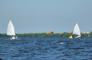 Suitsus Around Windward Mark as Catnip Approaches Suitsus Around Windward Mark as Catnip Approaches